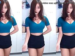 Asian Cuties' Sexy Dance Clips