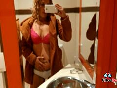 REDHEAD'S OUTDOOR SHOWER THRILL
