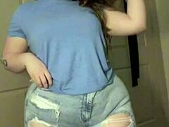 Wife’s Stunning Curves Await