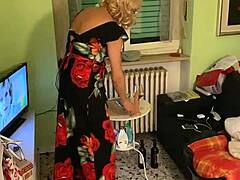Ever seen shemale ecaterina piss in glass?