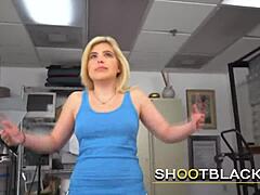 Curvy blonde yields to boss