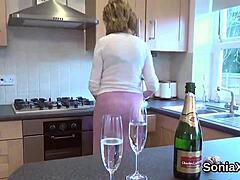 gill ellis shows natural allure