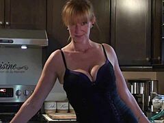 Canadian Redhead Dances to French Melody