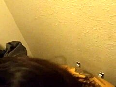 Asian teen’s deep thrill on cam