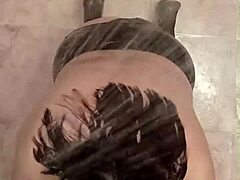 castigada por portarse mal gets rough punishment