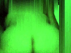 Peeping ex's stunning curves