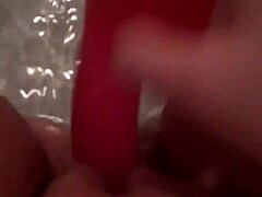BBW'S BATH DILDO PLAY