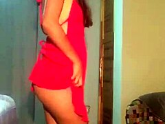 la vicky’s teasing charm in private moments