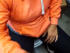 Big Ass Wife Thrills At Work