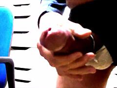 Slow-Motion Solo Shaft Play