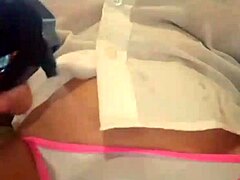 Wet shirt pussy play on cam