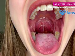 Giantess Fantasy with Sweet Twist