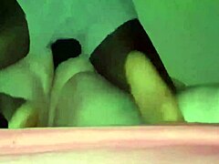 Big shaft fulfills black chick