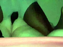 Big shaft fulfills black chick