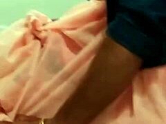 INDIAN COUPLE'S HOT DELHI NIGHT
