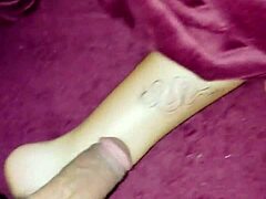 Sizzling Feet Obsession Explosive Finish