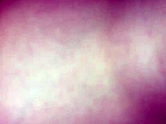 AMATEUR HANDSJOB WITH MADURA