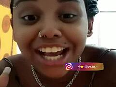 Tattoos Seduce Live on Cam