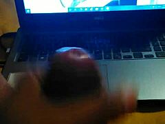 Chicky's Sensual Solo Tribute
