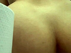 milf with rico culo pissing in bathroom