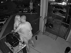 Wife’s balcony display radiates trust and delight