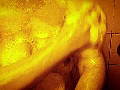 Wild Shower With Mrs Gingerbread