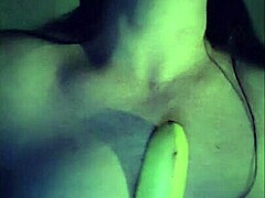 Curvy Babe's Intense Solo Play