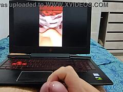 ever watched webcam solo play?