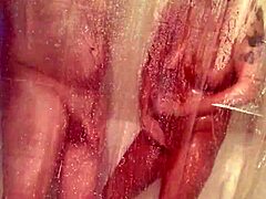 Mandeezy4u2's shower secrets