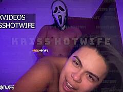 Kriss shines in Halloween threesome