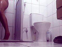 Paty Bumbum’s Curves at Gym