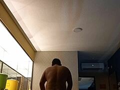 Voyeur’s Amateur Pussy Thrill