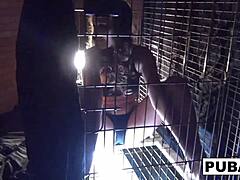 Dani Daniels' solo cage allure