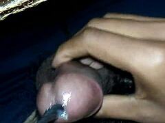Shemale’s Wild Cumshot Scene