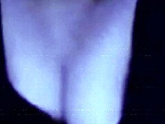 i’m peeking at a peruvian camgirl’s hot display