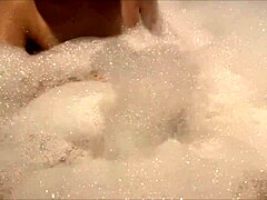 Amateur Couple’s Hot Tub Fun