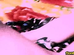 TEEN SLUT'S SHAVING SEX SCENE