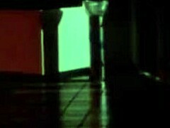blonde’s sauna dance for thrilling night
