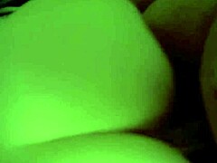 curvy amateur's shaking moves