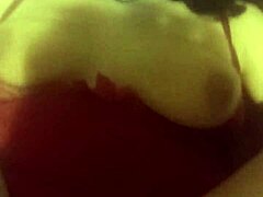 Sultry Milf Offers Happy Ending