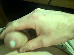 Solo Male’s Explosive Cumshot Tribute