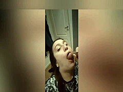 i love my girlfriend's deepthroat on my cock