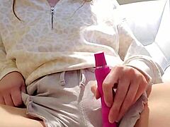 milf malinda's private sensual dance