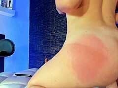 Latina's solo playful curves