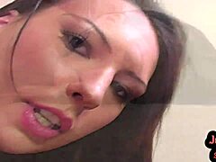 Girlfriend's Stunning Oral Skills Amaze