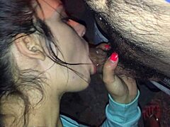 Amateur’s kiss for passionate fans