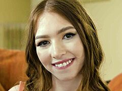 Myra Davis: Amateur Teen’s Deep Move