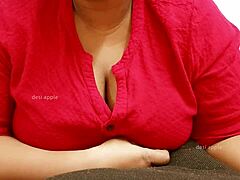 Bengali Bhabhi Reveals Her Alluring Charm