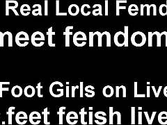 Lesbians Savor Toe Sucking Threesome