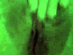 novinha's solo intimate dive